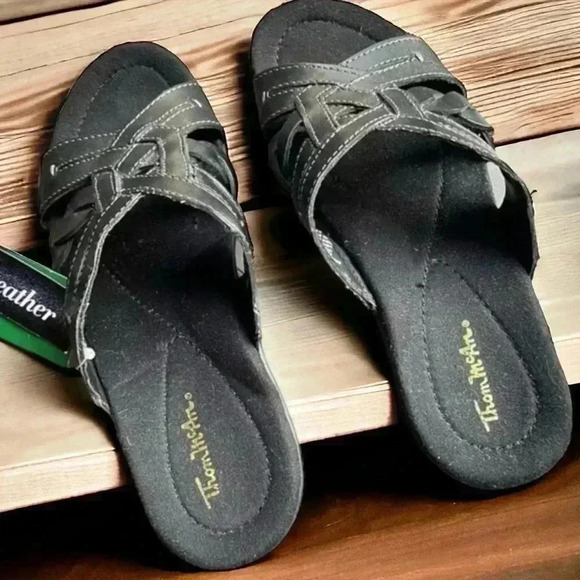 THOM McAn NEW With Tags Willia Size 6 Medium Black Leather Open-toed Samdal - Picture 2 of 3